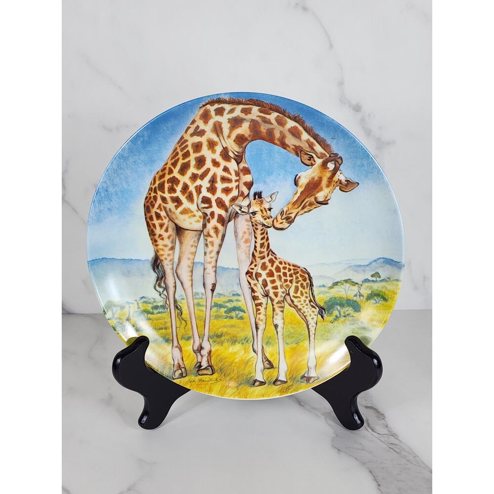 A Kiss For Mother Giraffe Wildlife Year 1981 Fine China 8 1/3" Plate Wall Decor